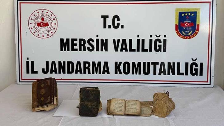 Mersin’de el yazması Kur’an-ı Kerim operasyonu