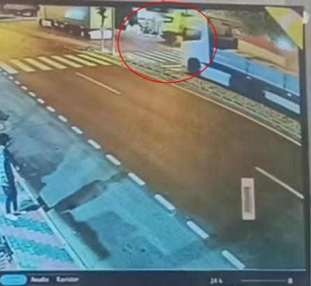 Batman'da 1 kişinin öldüğü TIR kazası kamerada