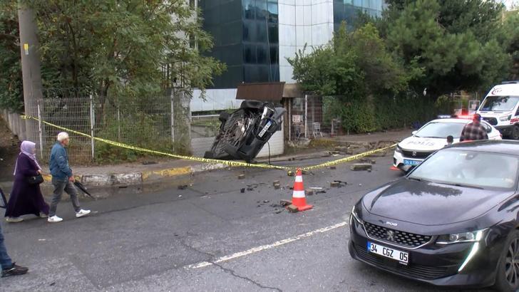 İstanbul- Beylikdüzü'nde kaldırımda yürüyen yayaya otomobil çarptı; 1 ölü 2 yaralı