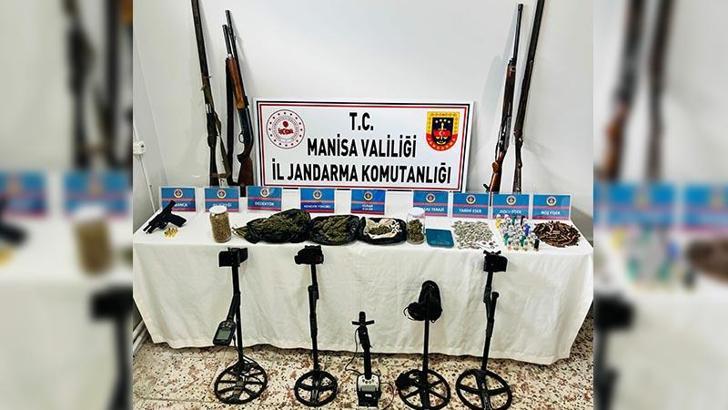 Salihli'de kaçakçılık operasyonu: 2 gözaltı