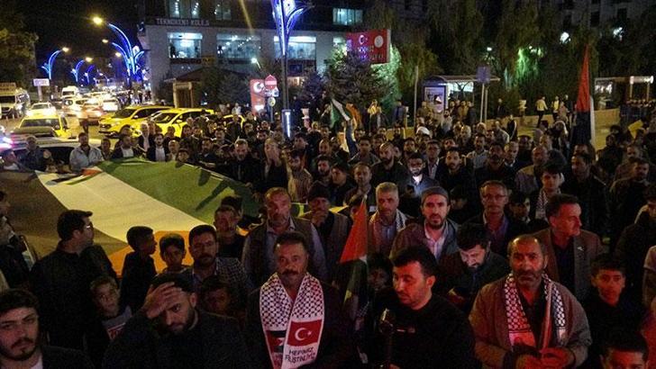 Van'da, 'Gazze'ye destek' yürüyüşü