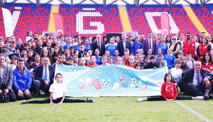 Niğde’de Amatör Spor Haftası coşkusu
