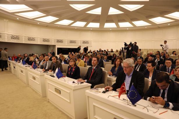 Gaziantep’te ‘Deprem Gerçeği ve Afet Yönetimi’ toplantısı