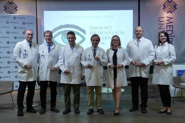 Medipol’de ‘Gözlerinize İyi Bakın’ paneli düzenlendi