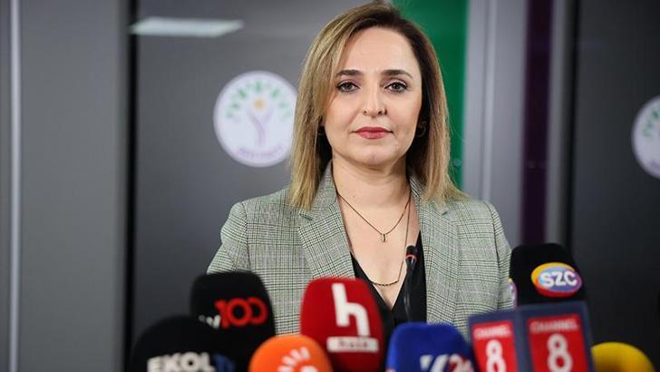 DEM Parti'li Doğan: Her siyasi partinin grubunda slogan atılıyor