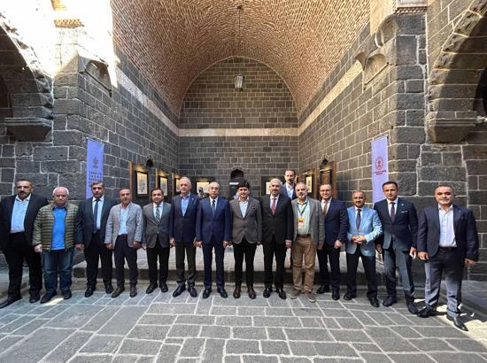 Selam Ayetleri Hat Eserleri sergisi, Diyarbakır'da açıldı