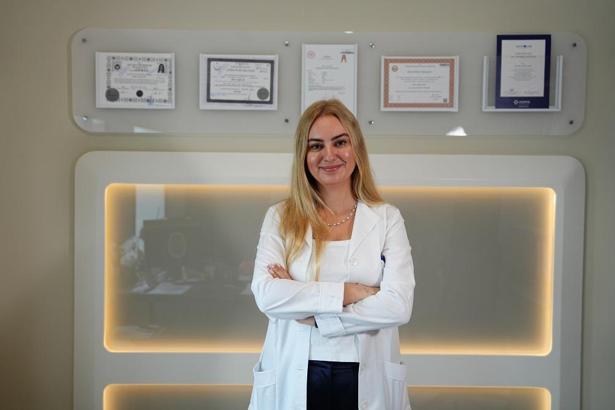 ‘Uykusuzluk ve alkol küme baş ağrılarını tetikleyebilir’