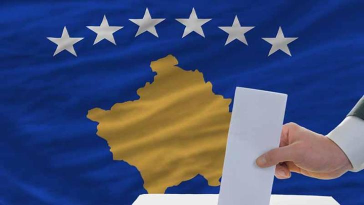 Kosova'da halk yerel seçim için sandık başında