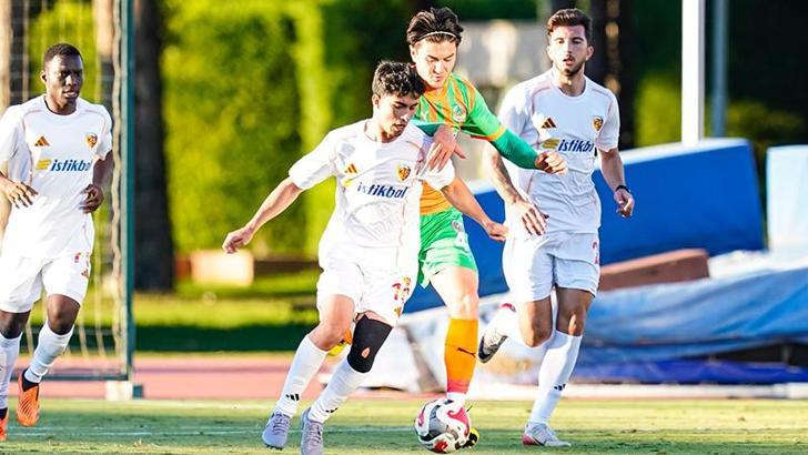 Zecorner Kayserispor hazırlık maçında Alanyaspor ile berabere kaldı
