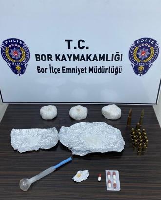 Niğde'de uyuşturucu operasyonu; 4 gözaltı