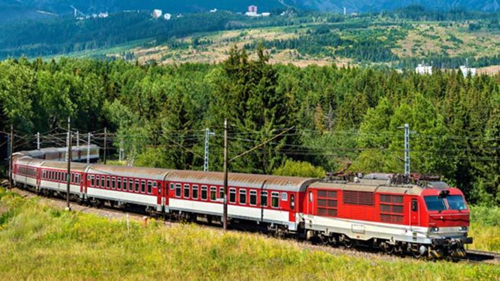 Slovakya’da tren kazası: 66 yaralı