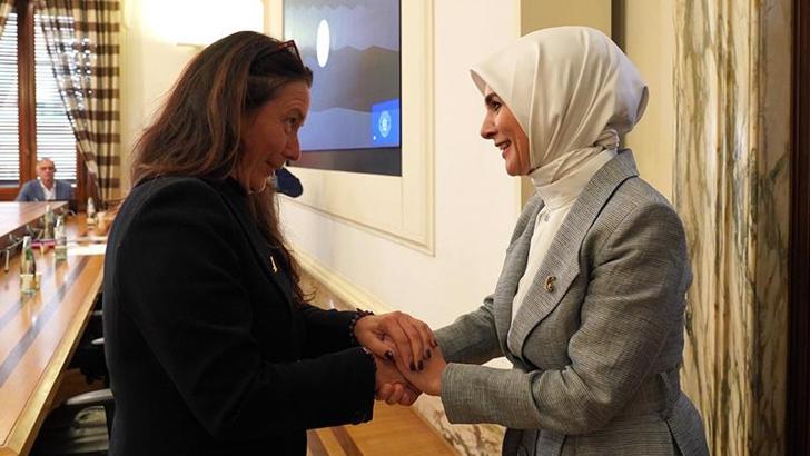 Bakan Göktaş, İtalya Engelliler Bakanı Alessandra Locatelli ile görüştü