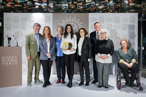 2025 Beyhan Eczacıbaşı Ödülü Koray Avcı Çakman'ın oldu