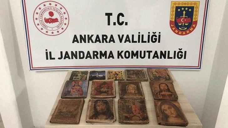Ankara'da 6 milyon dolar değerinde el yazması kitaplar ele geçirildi
