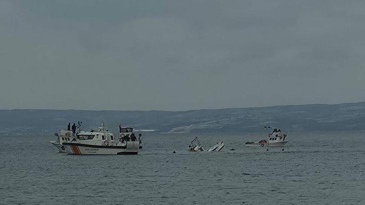 Çanakkale'de 3 kişinin öldüğü tekne, battığı yerden çıkarıldı