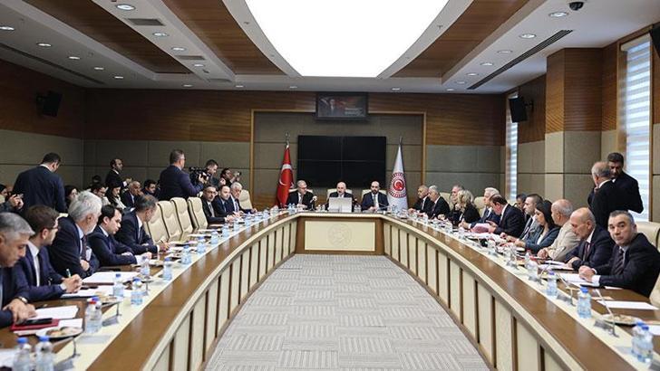 Vakıf Taşınmazları ve Kültür Varlıklarında Düzenlemeleri İçeren Kanun Teklifi komisyonda kabul edildi