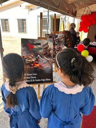 Reyhanlı’da ilkokul öğrencilerinden Filistin’deki çocuklar için kermes