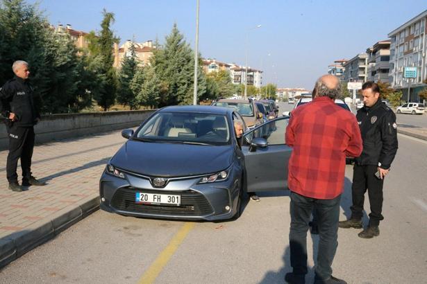 Okul müdürüne çocuklarının gözü önünde silahlı saldırı; o anlar kamerada / Ek fotoğraflar