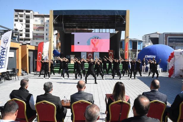 TUBİTAK destekli Antakya Bilim Şenliği açıldı