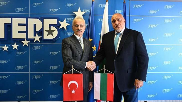 Bakan Uraloğlu, Bulgaristan'ın Avrupalı Gelişimi için Vatandaşlar Partisi Başkanı Borisov ile görüştü