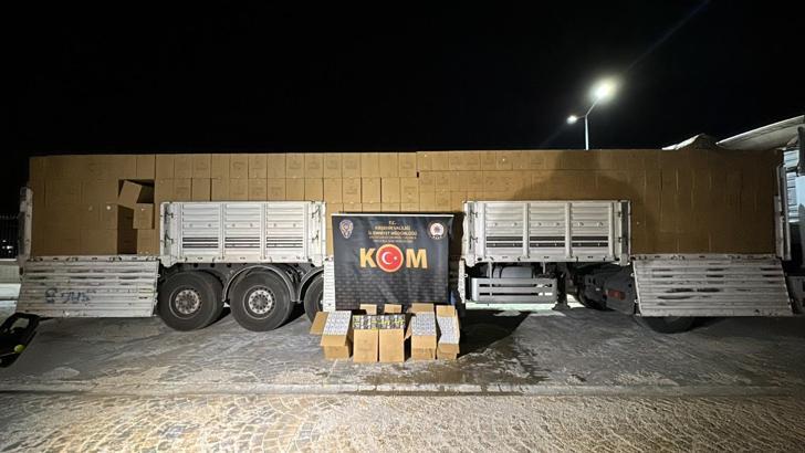 Kırşehir'de TIR’da yapılan aramada 980 kolu boş makaron ele geçirildi; 1 tutuklama