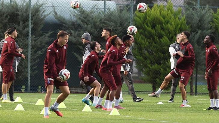Trabzonspor’da Çaykur Rizespor maçı hazırlıkları sürüyor