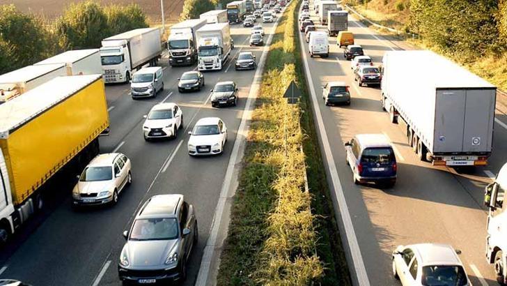 TÜİK: Eylülde 196 bin 338 taşıtın trafiğe kaydı yapıldı