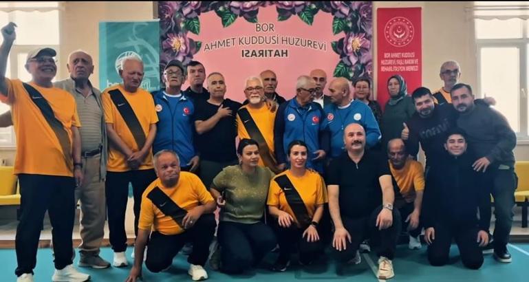 Bor Ahmet Kuddusi Huzurevi'nde galibiyet sevinci