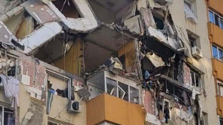Romanya’da apartmanda patlama: 3 ölü, 13 yaralı
