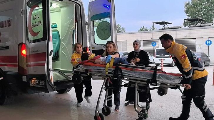 Evinde oyun oynarken pencereden sarkan 5 yaşındaki Serdar, 3'üncü kattan düştü