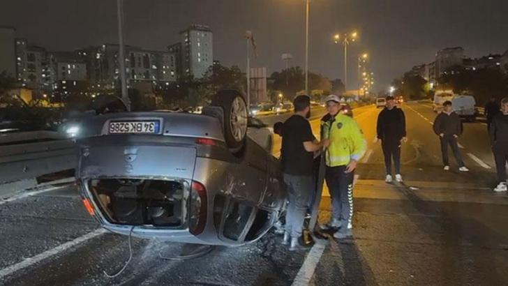 Bayrampaşa'da makas attığı iddia edilen sürücü zincirleme kazaya neden oldu