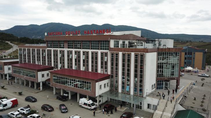 16 yaşındaki çocuk, karın ağrısı şikayetiyle gittiği hastanede ölü doğum yaptı