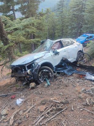 Adana’da uçuruma yuvarlanan cipteki karı-koca hayatını kaybetti