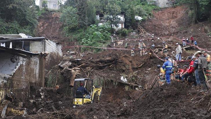 Meksika'da şiddetli yağışlar nedeniyle hayatını kaybedenlerin sayısı 76'ya yükseldi
