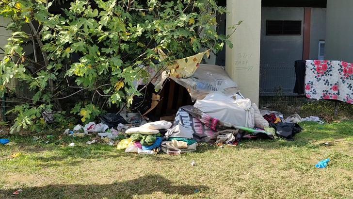 İstanbul - Eyüpsultan’da tramvay durağının yanında kalan bir kişi ölü bulundu