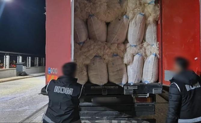 Kırşehir'de 5 ton kaçak tütün ele geçirildi