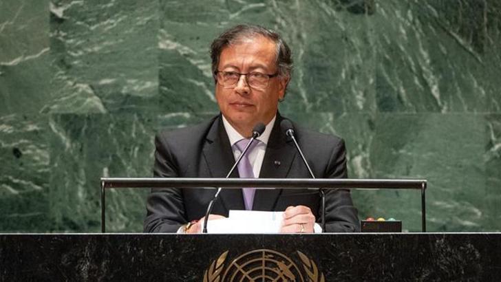 Kolombiya Cumhurbaşkanı Petro: Burada kralları kabul etmeyiz