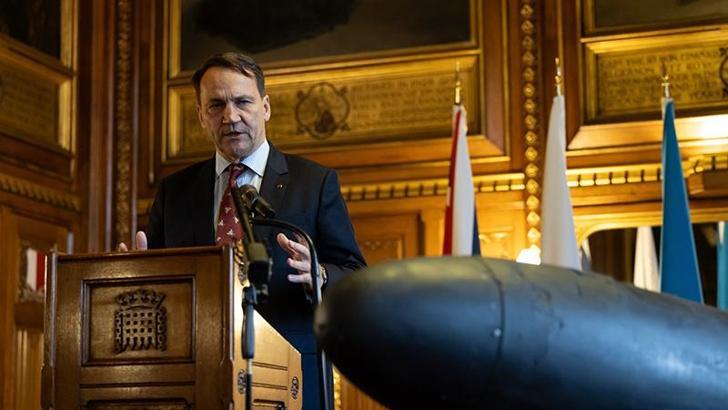 Polonya’dan Putin’e uyarı: Hava sahamızı kullanmasın