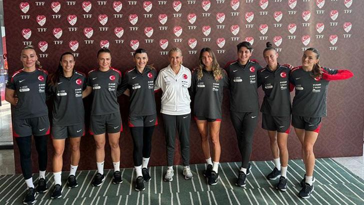 Necla Güngör Kıragası: Kadın futbolunu en üst seviyede temsil etmek de bizim için çok kıymetli