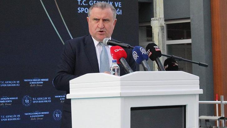 Bakan Bak: Sporun birleştirici gücünü kullanıyoruz