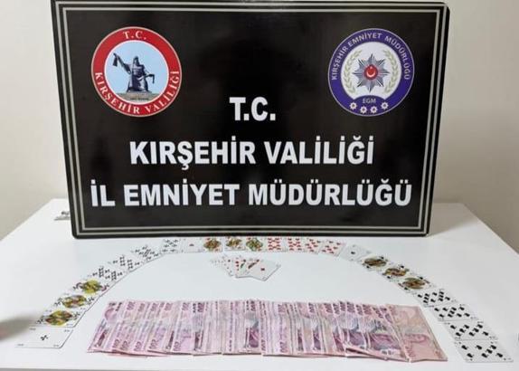 Kırşehir’de kumar operasyonu: 4 kişiye ceza 36 bin TL ceza