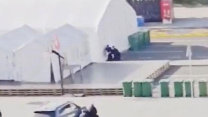 Belgrad’da parlamento önünde silahlı saldırı: 1 yaralı