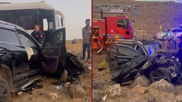 Şırnak’ta midibüs ile cip kafa kafaya çarpıştı: 4 yaralı