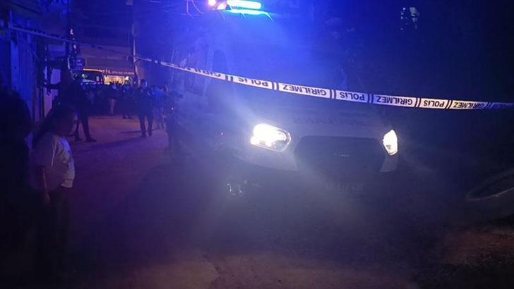 Eski eşini, kayınvalidesini öldürüp üvey kızını yaraladıktan sonra intihara kalkıştı