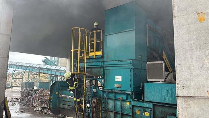 Milas'ta katı atık tesisinde patlama: 3 yaralı