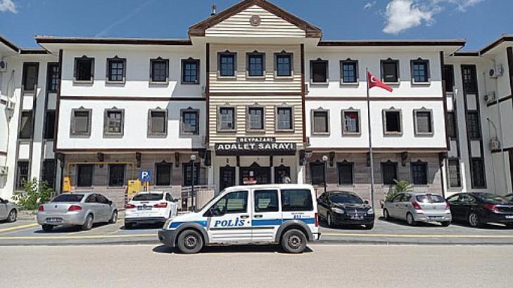 Ankara'da patronunun para ve altınlarını çalan karı-koca tutuklandı
