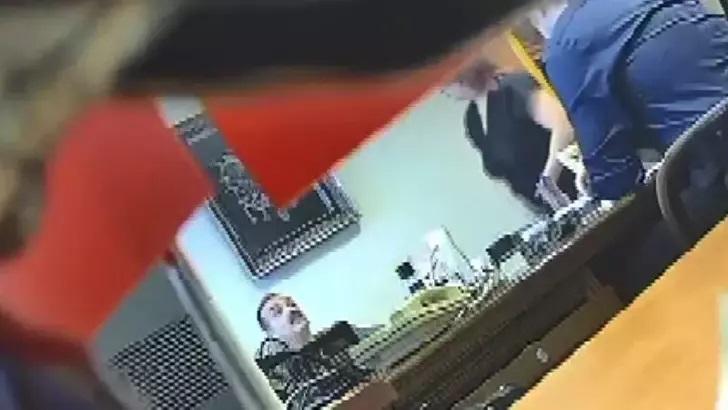 Savcıya tehdit davasında 5 sanığa tahliye