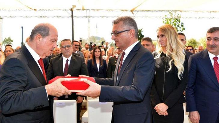 KKTC'de Cumhurbaşkanı Erhürman görevi devraldı