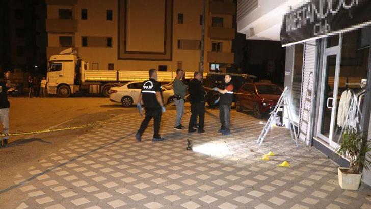 Erkek giyim mağazasına atılan EYP, korkuya neden oldu