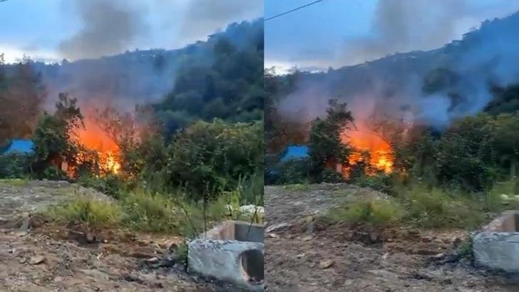 Rize’de dere kenarındaki baraka alev alev yandı